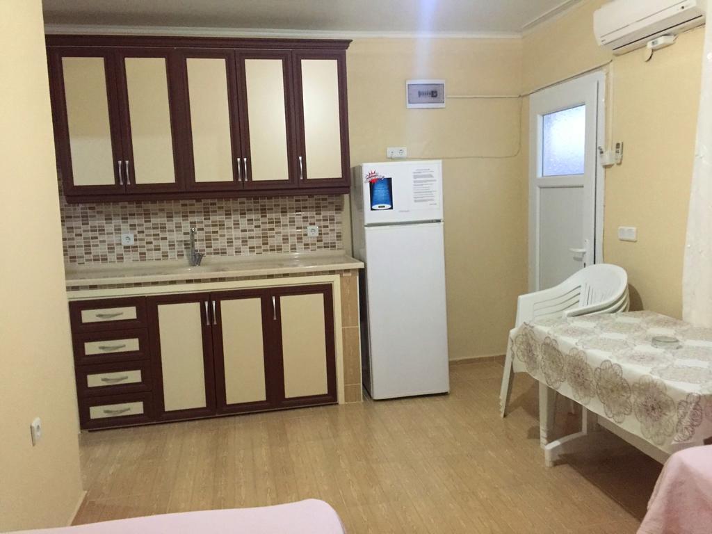 Mali Beach Aparthotel Siğacık Szoba fotó